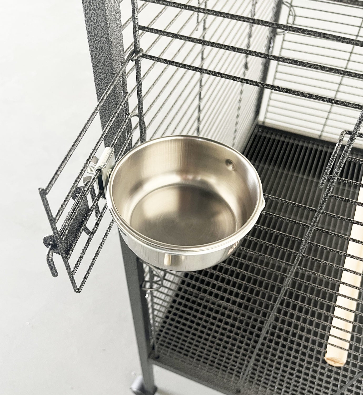 Kiki vogelkooi 80 x 52 x 154 cm