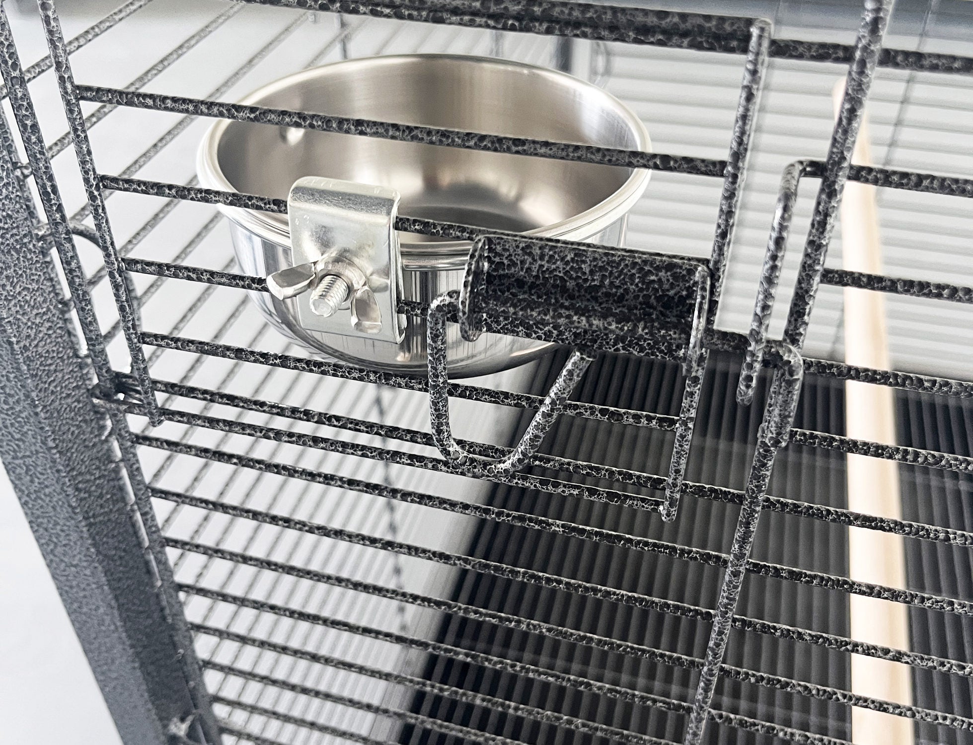 Kiki vogelkooi 80 x 52 x 154 cm